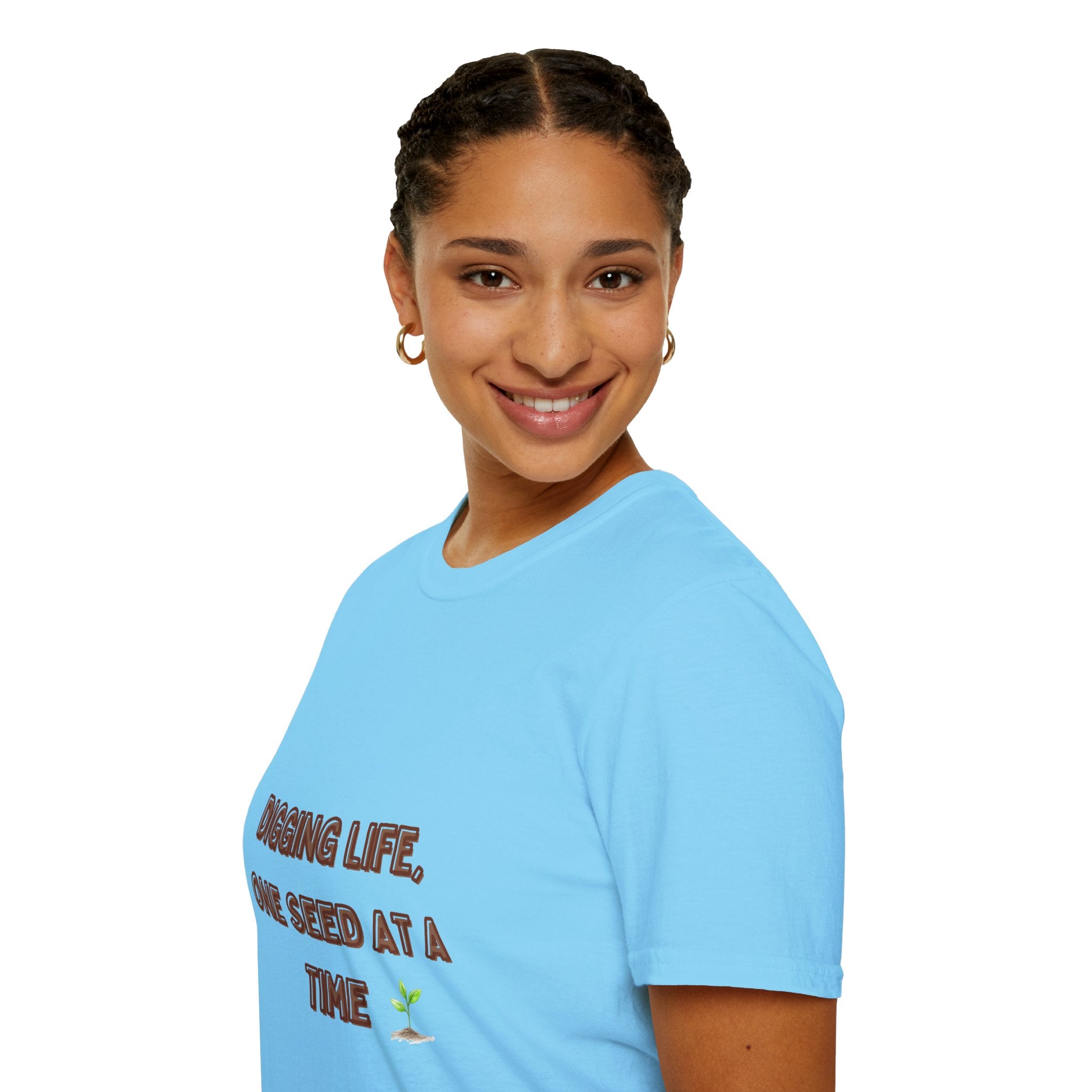 Digging Life Unisex T-Shirt - Plant Lover's Motivational Tee