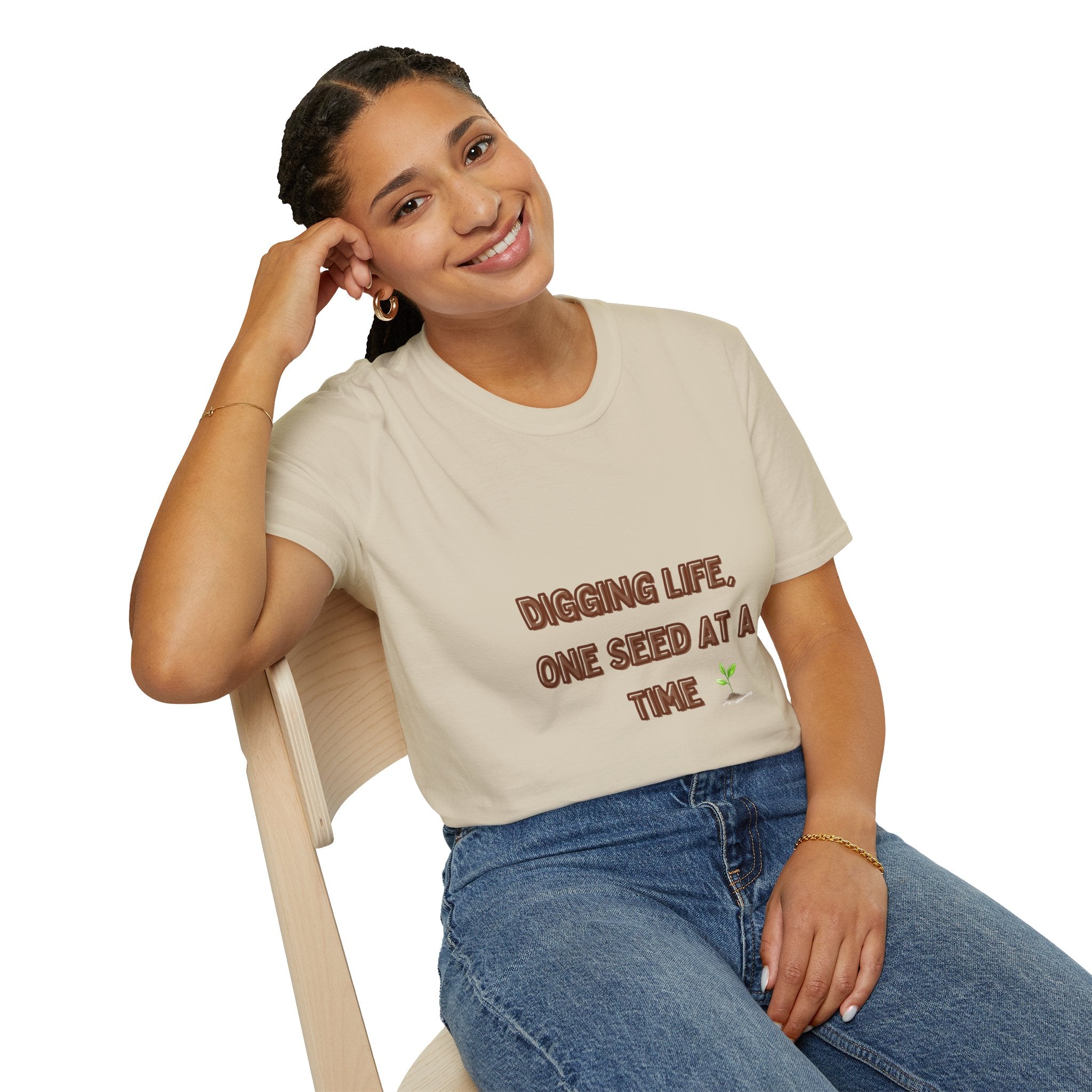 Digging Life Unisex T-Shirt - Plant Lover's Motivational Tee